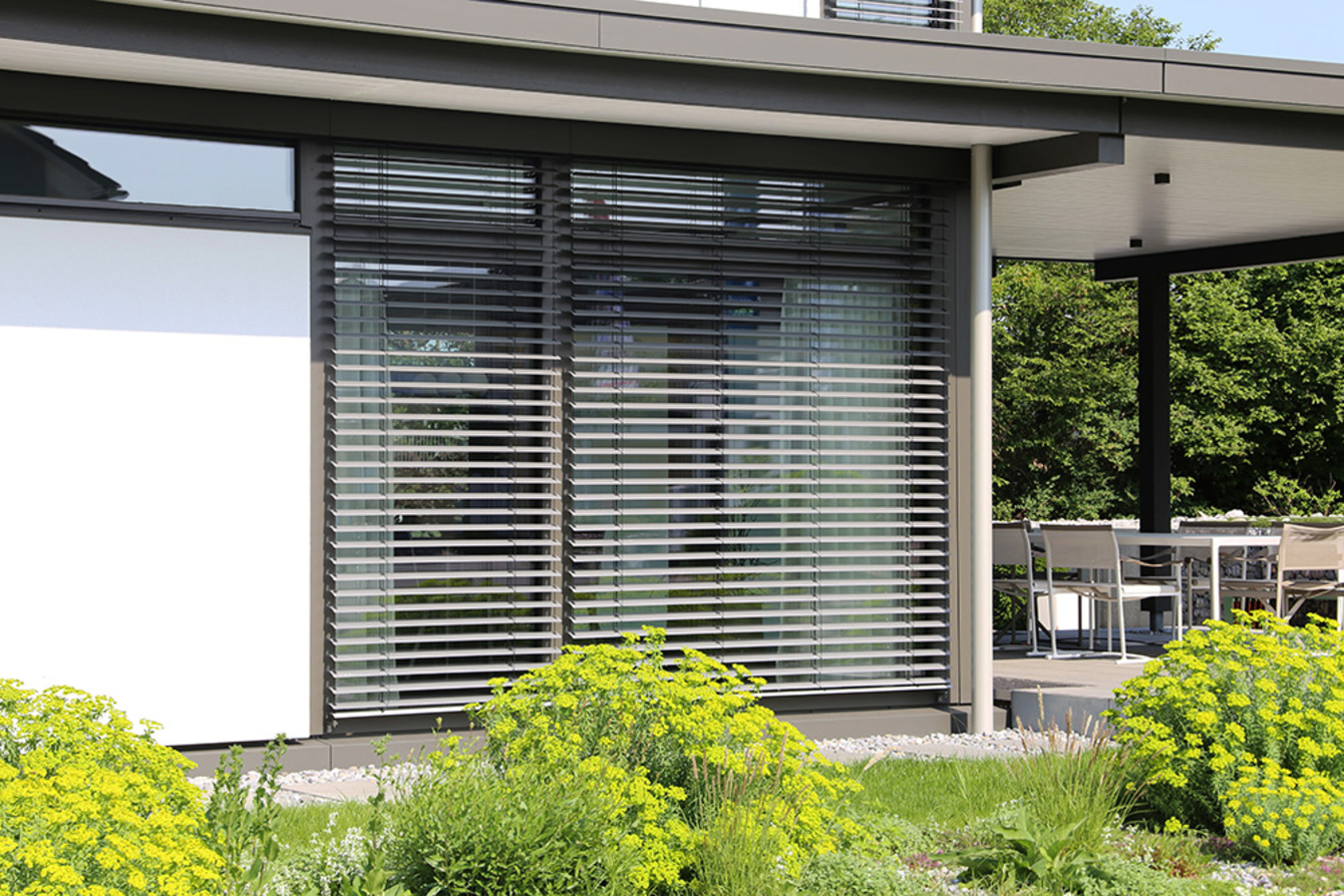 Rollladen­steuerung bei Elektro Baumgartner GmbH in Willmering