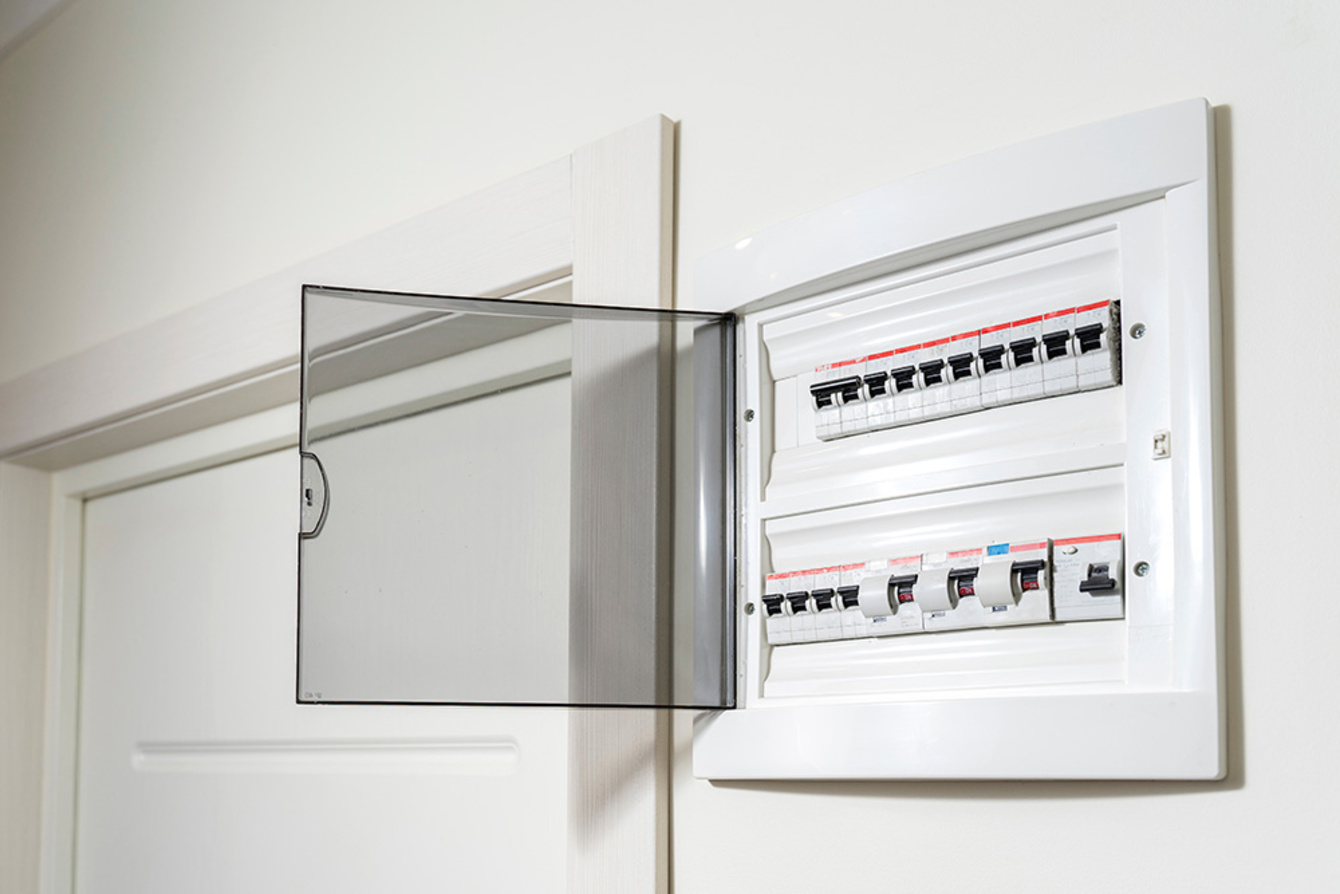 Über­spannungs­schutz bei Elektro Baumgartner GmbH in Willmering